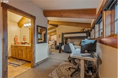 23087 Watercourse Way, Bend, OR 97701 - Photo 33