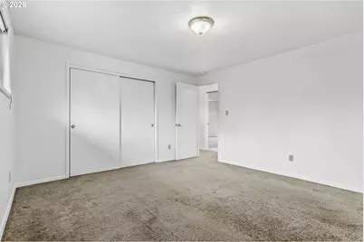 10238 NE Morris Ct, Portland, OR 97220 - Photo 21