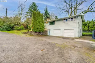 10238 NE Morris Ct, Portland, OR 97220 - Photo 31