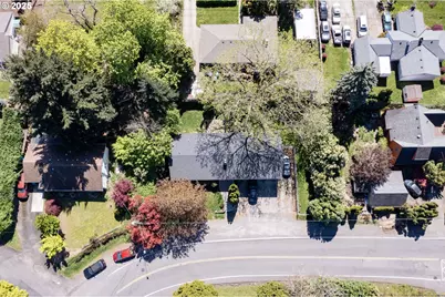 10238 NE Morris Ct, Portland, OR 97220 - Photo 39