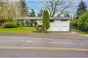 10238 NE Morris Ct, Portland, OR 97220 - Photo 7