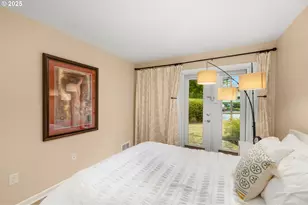 4980 S Landing Dr, Portland, OR 97239 - Photo 13