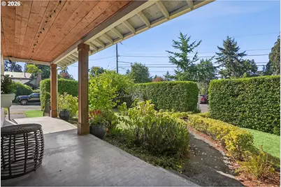 1032 Laurel St, Lake Oswego, OR 97034 - Photo 3