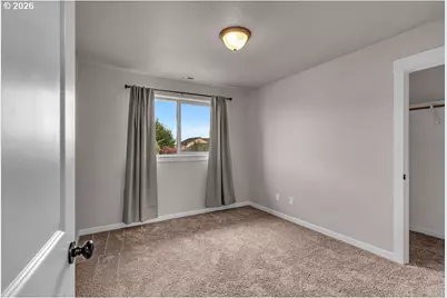 574 Prairie St, Woodburn, OR 97071 - Photo 19