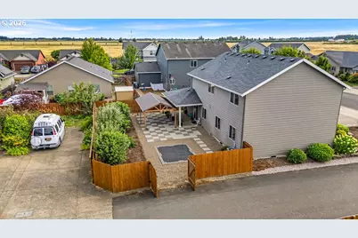 574 Prairie St, Woodburn, OR 97071 - Photo 29