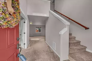 574 Prairie St, Woodburn, OR 97071 - Photo 5