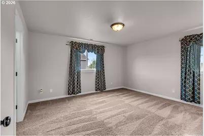 574 Prairie St, Woodburn, OR 97071 - Photo 23