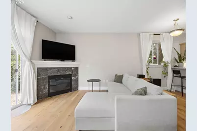 9128 N Hudson St, Portland, OR 97203 - Photo 3