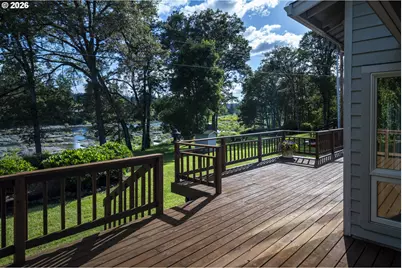 200 Rivershore Dr, Roseburg, OR 97470 - Photo 37