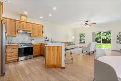 790 Henderson Rd, Hood River, OR 97031 - Photo 5