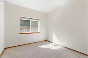 790 Henderson Rd, Hood River, OR 97031 - Photo 19