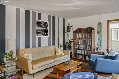 12505 SE Mill Ct, Portland, OR 97233 - Photo 5