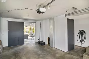 12505 SE Mill Ct, Portland, OR 97233 - Photo 33