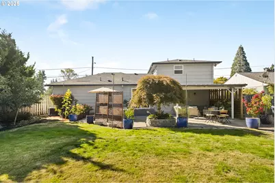 12505 SE Mill Ct, Portland, OR 97233 - Photo 37