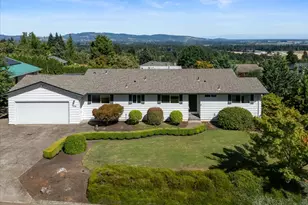 209 NW Alder St, Dundee, OR 97115 - Photo 1