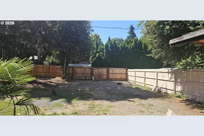 10238 N James St, Portland, OR 97203 - Photo 9