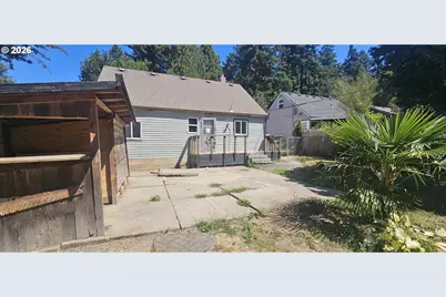 10238 N James St, Portland, OR 97203 - Photo 3