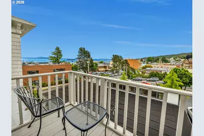 847 Exchange St, Astoria, OR 97103 - Photo 41