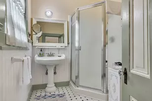 847 Exchange St, Astoria, OR 97103 - Photo 39