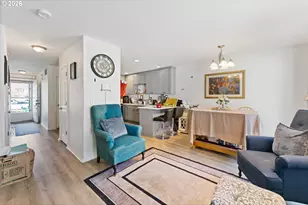 83 SE 176th Pl, Portland, OR 97233 - Photo 13