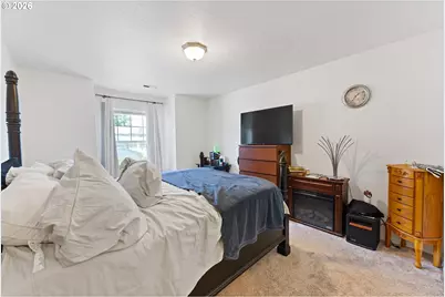 83 SE 176th Pl, Portland, OR 97233 - Photo 17