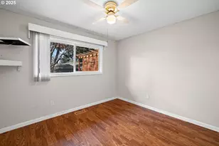 2521 SE Clark Ct, Troutdale, OR 97060 - Photo 17