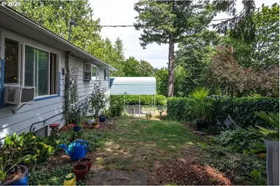 446 SE Kibling St, Troutdale, OR 97060 - Photo 33