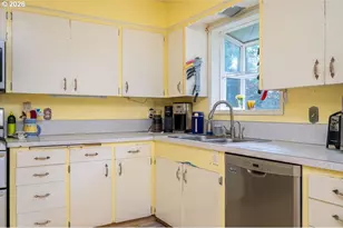446 SE Kibling St, Troutdale, OR 97060 - Photo 17
