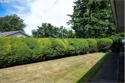 446 SE Kibling St, Troutdale, OR 97060 - Photo 5