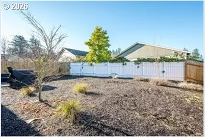 109 Hill Dr, Cathlamet, WA 98612 - Photo 23