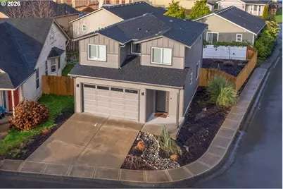 109 Hill Dr, Cathlamet, WA 98612 - Photo 3