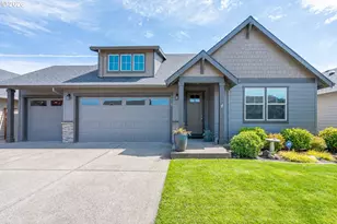 570 SE Cooper St, Dallas, OR 97338 - Photo 1