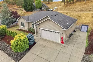 2614 Loma Vista Dr, Roseburg, OR 97471 - Photo 43