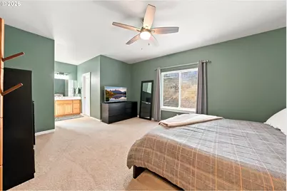 2614 Loma Vista Dr, Roseburg, OR 97471 - Photo 15
