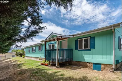 135 Light Ct, Roseburg, OR 97471 - Photo 3