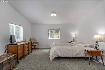 135 Light Ct, Roseburg, OR 97471 - Photo 11
