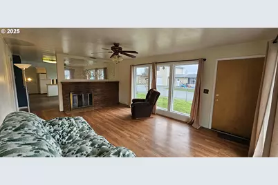 29545 Bailor St, Gold Beach, OR 97444 - Photo 13