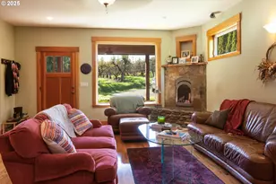 3056 Hwy 35, Hood River, OR 97031 - Photo 17