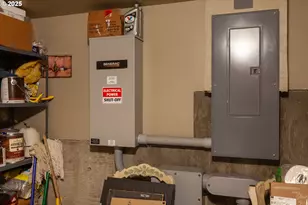 3056 Hwy 35, Hood River, OR 97031 - Photo 13