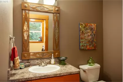 3056 Highway 35, Hood River, OR 97031 - Photo 29