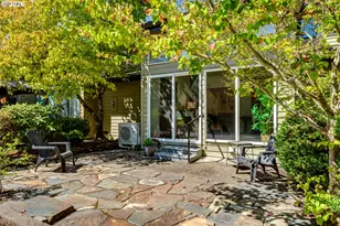 291 Country Club Rd, Eugene, OR 97401 - Photo 21