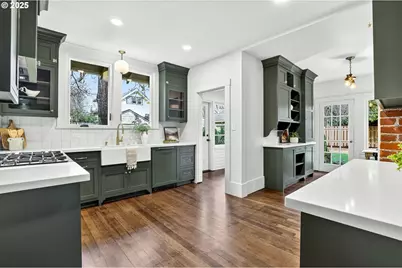 110 W 28th St, Vancouver, WA 98660 - Photo 13