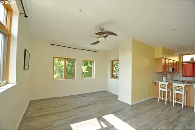 2525 N Killingsworth St #314, Portland, OR 97217 - Photo 7