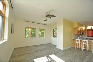 2525 N Killingsworth St, Portland, OR 97217 - Photo 7