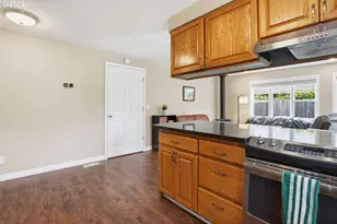 1155 SE 36th St, Troutdale, OR 97060 - Photo 23