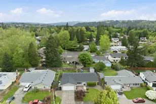 1155 SE 36th St, Troutdale, OR 97060 - Photo 31