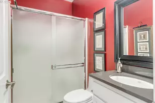 2490 NW Horizon Dr, McMinnville, OR 97128 - Photo 33