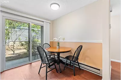 650 SW Meadow Dr #117, Beaverton, OR 97006 - Photo 3