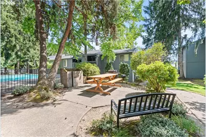 650 SW Meadow Dr #117, Beaverton, OR 97006 - Photo 13