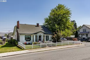 403 W 9th St, The Dalles, OR 97058 - Photo 35